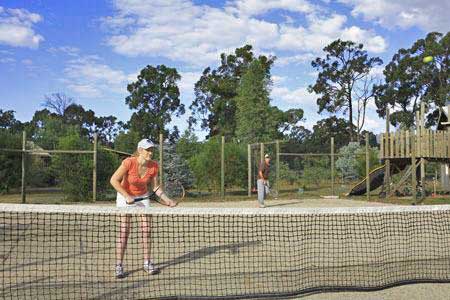 lovedale cottages tennis
